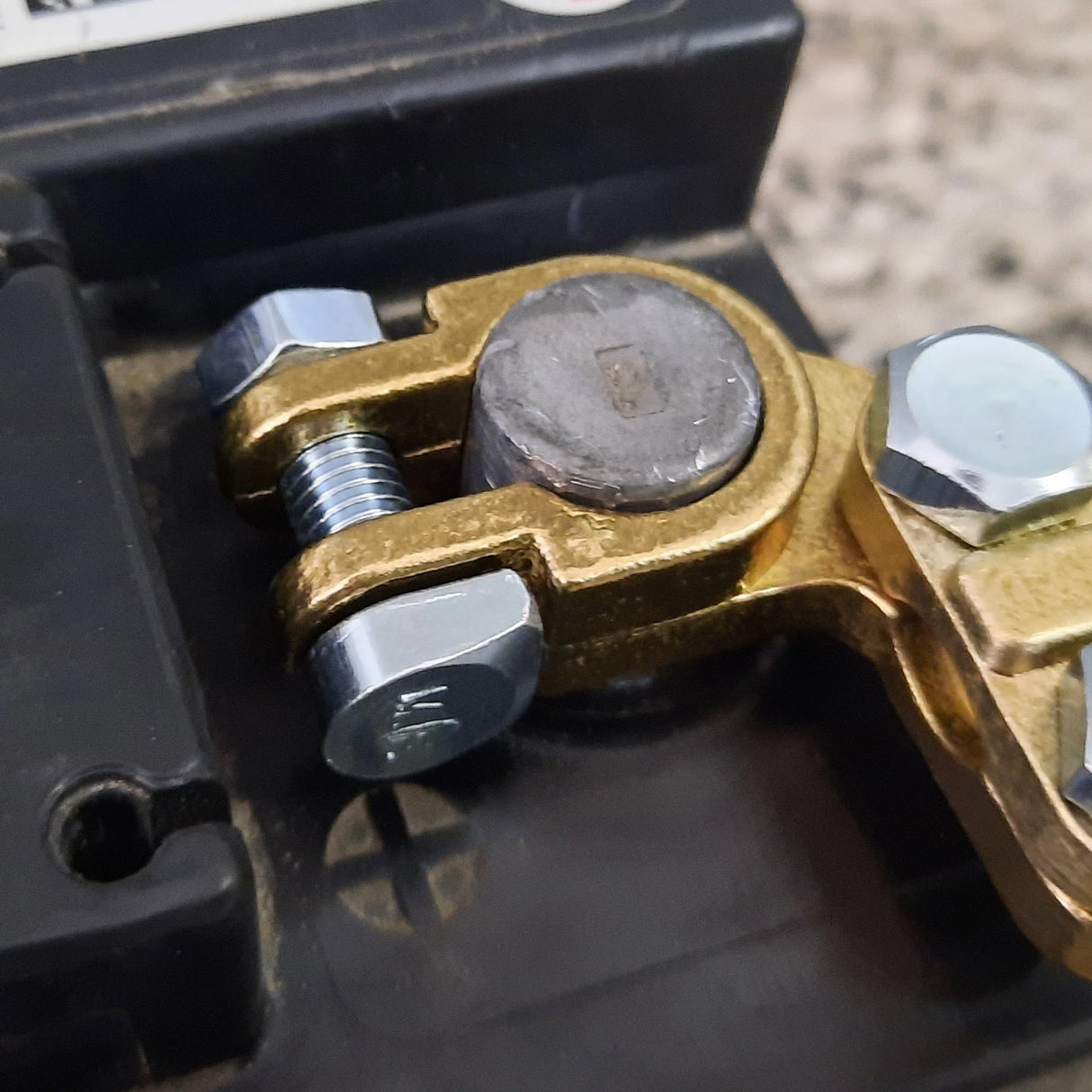 Battery Terminal Clamp