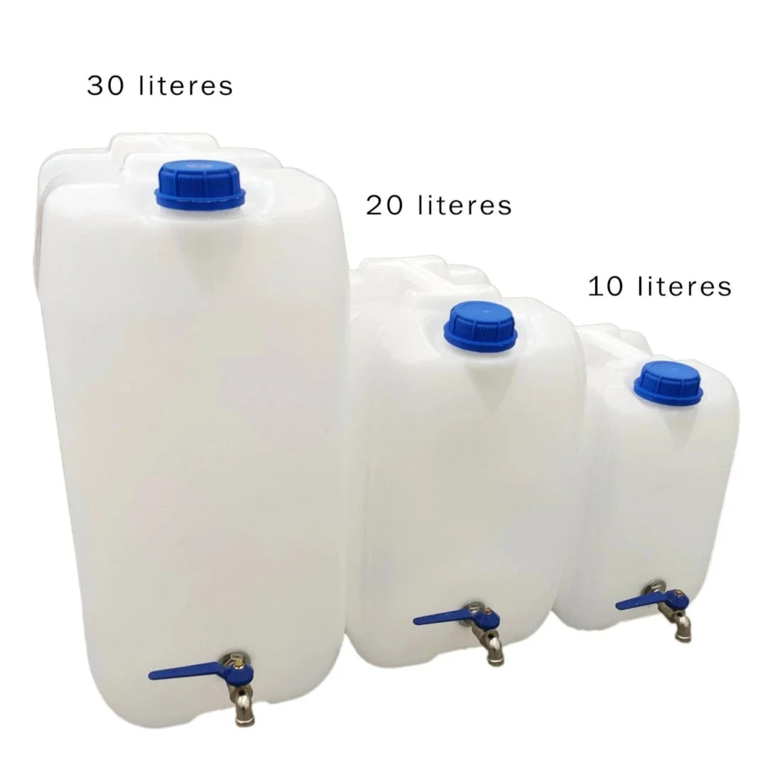 Tanica in plastica con rubinetto metallico