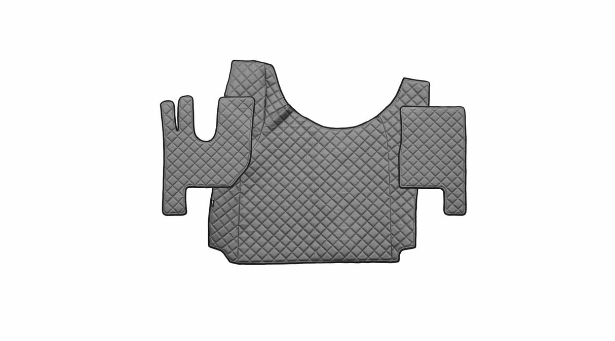 Quilted Faux Leather Floor Mat for Renault T with Engine Tunnel (From 2014)